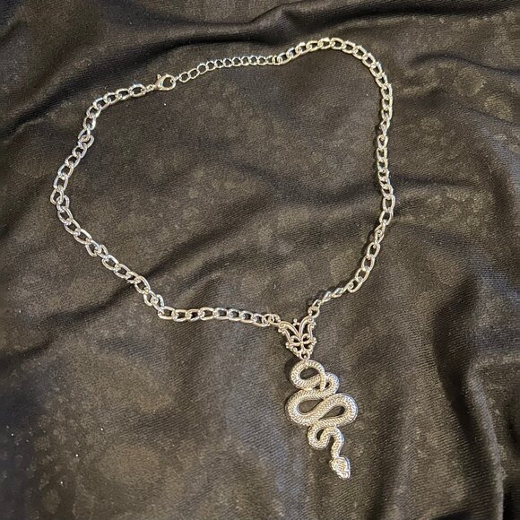 Gothic Serpent Snake Necklace - Picture 6 of 6